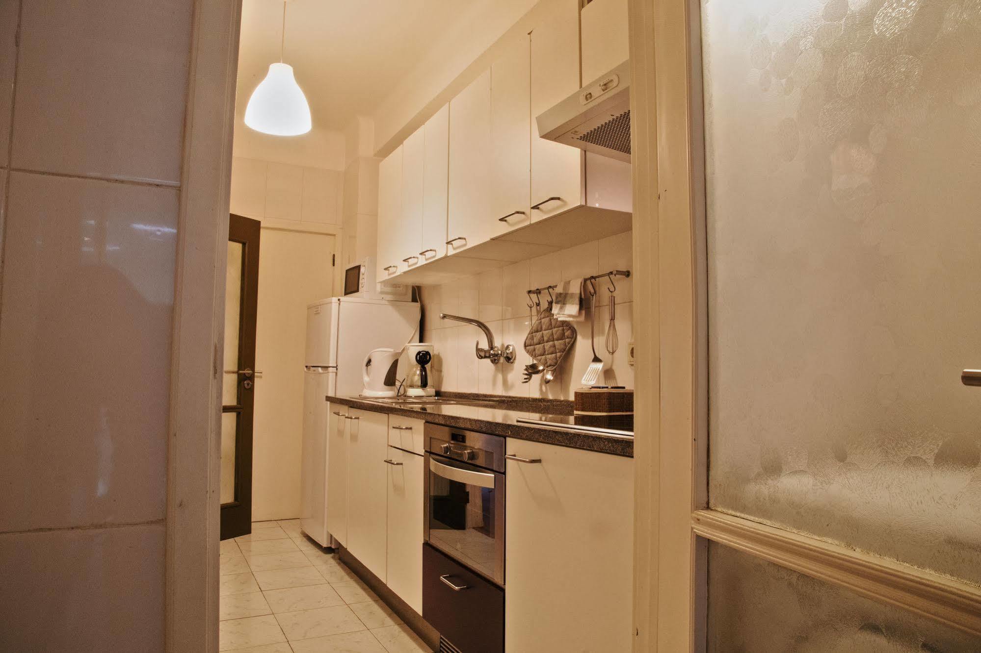 Spot Apartments Porto Luaran gambar