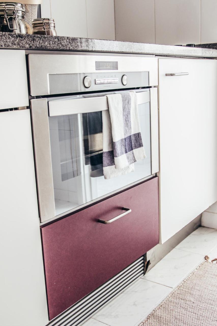 Spot Apartments Porto Luaran gambar